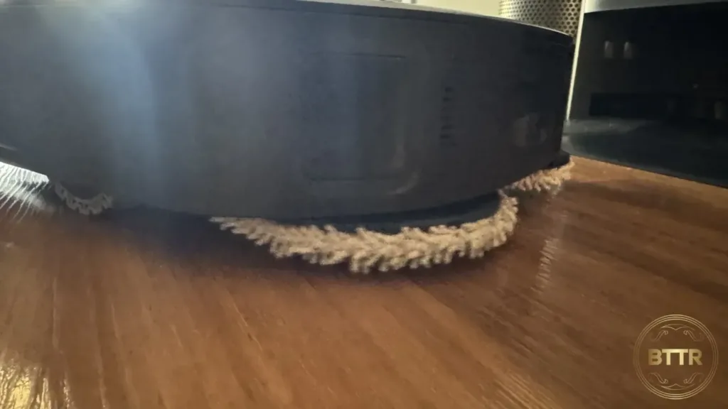 Close up of the mop pads on the Ecovacs Deebot X2 Omni during our review
